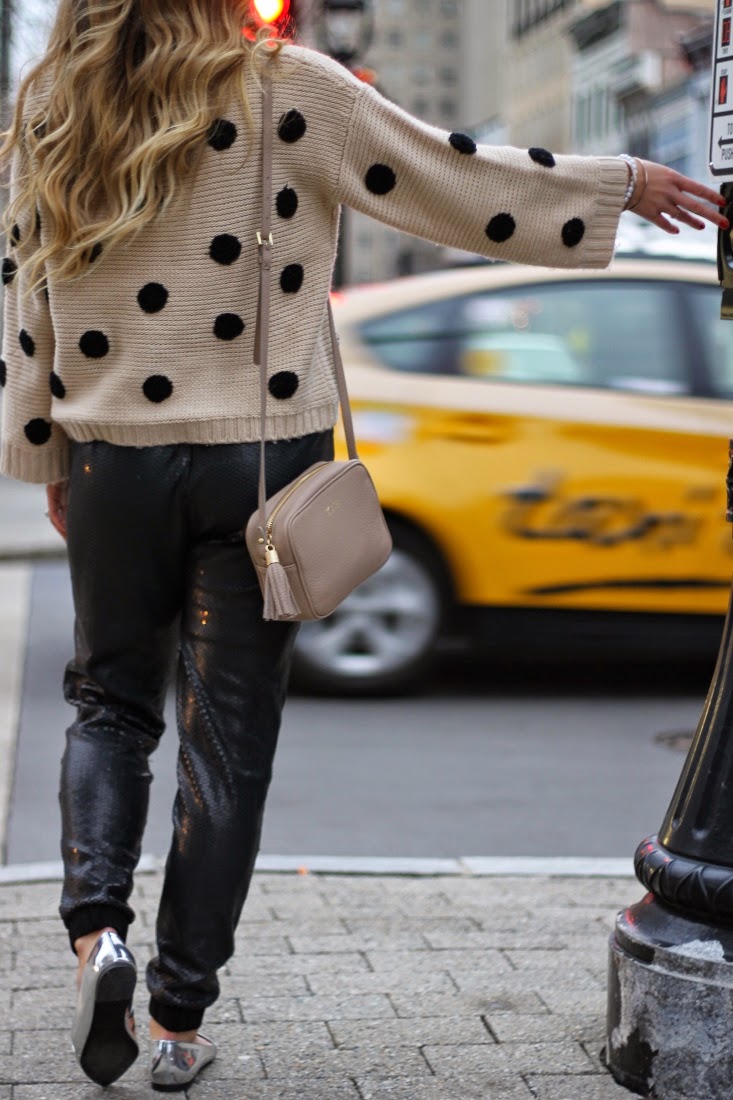 Polka dot sweater outfit 2025